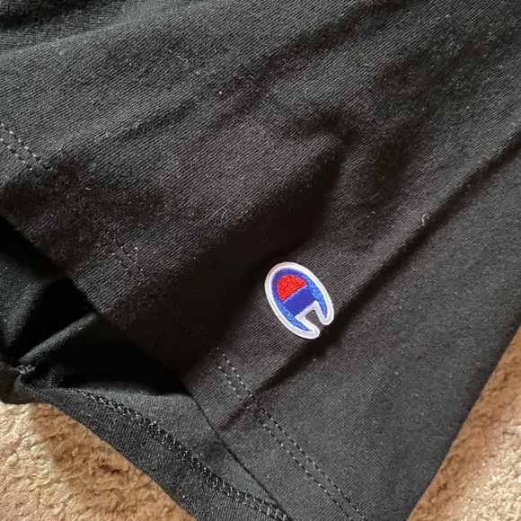 Men’s Champion Tshirt Black size XL very good condition - Picture 6 of 6